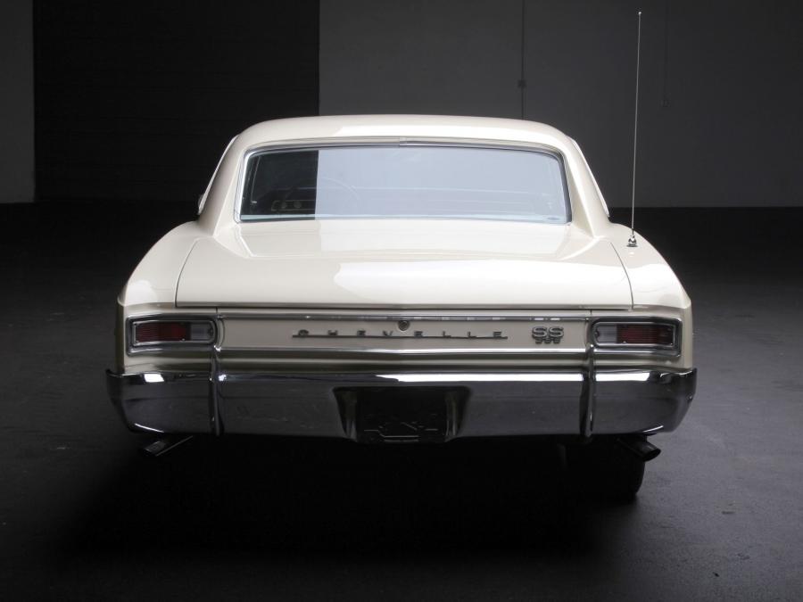  Chevrolet Chevelle SS 396 Hardtop Coupe 1966 года  (фото 14 из 14)